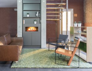 Lobby sitting area - Wittenberg by Cove (Amsterdam)