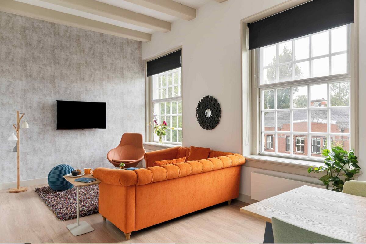 One-bedroom suite | In-room safe, laptop workspace, blackout drapes, soundproofing