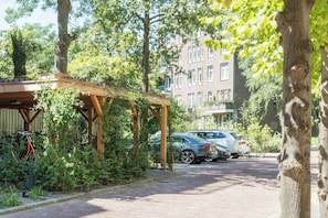 Self parking - Wittenberg by Cove (Amsterdam)