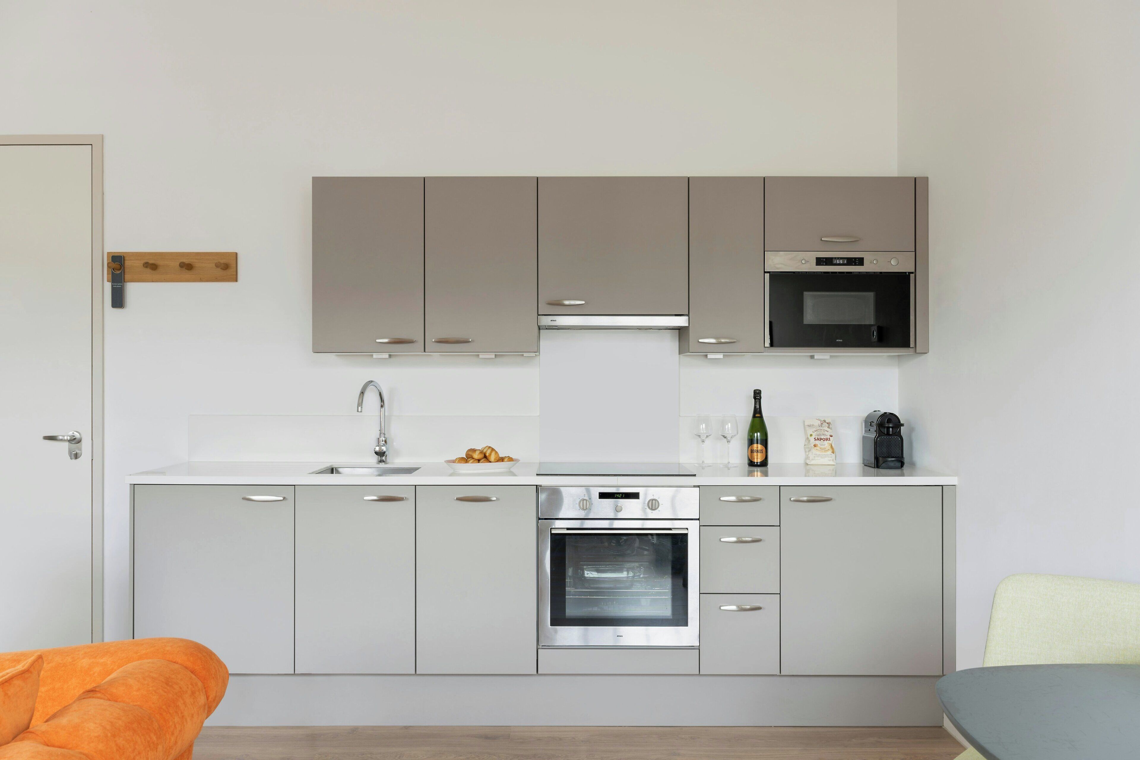 Two-bedroom suite | Private kitchen | Fridge, microwave, oven, stovetop