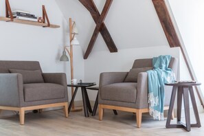 En 40-tommers smart-TV med digitale kanaler samt TV