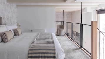 Three-bedroom suite | In-room safe, laptop workspace, blackout drapes, soundproofing