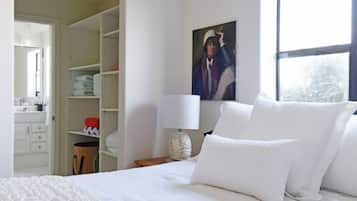 1 Schlafzimmer, Schreibtisch, BĂŒgeleisen/BĂŒgelbrett, WLAN