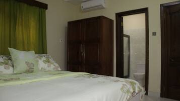 Ropa de cama de alta calidad, wifi gratis y ropa de cama