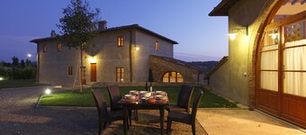 Cozy apartment for 4/5 pax in a cottage in Chianti,Wifi,Swimmingpool,AIR-CO,Chef