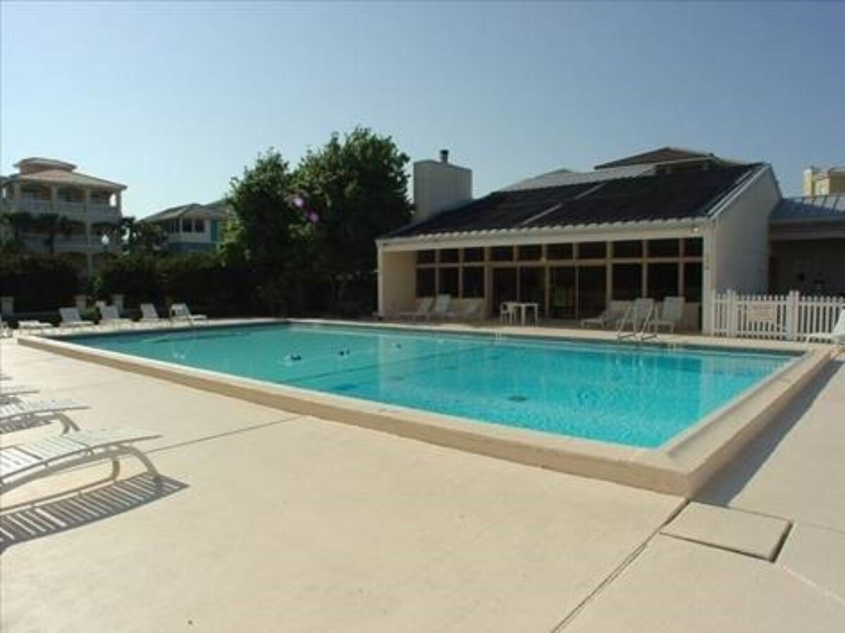 Photo 14 of Destin Oasis Private Pool & Golf cart Beachside Sleep 10 King Summer Deals!!