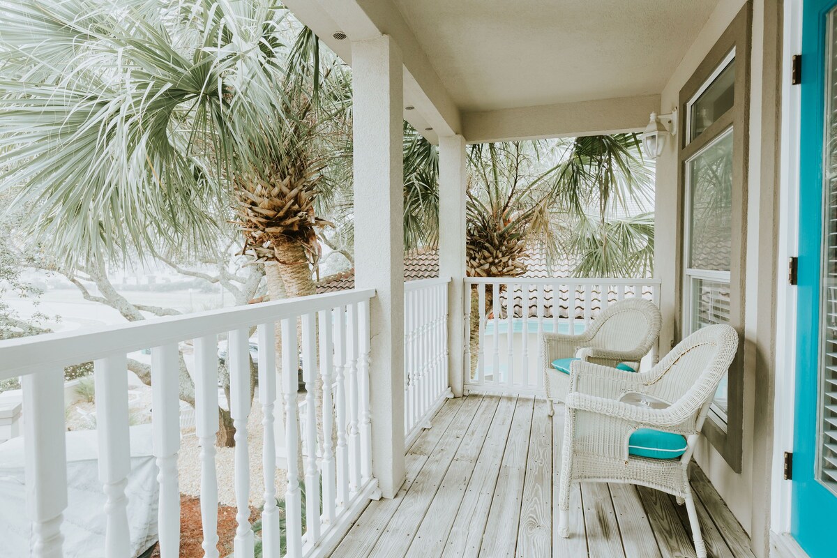 Photo 4 of Destin Oasis Private Pool & Golf cart Beachside Sleep 10 King Summer Deals!!