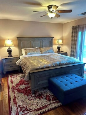 3 quartos, ferros/tábuas de passar roupa, Wi-Fi, roupa de cama