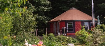 Secluded, Clean Yurt, Retreat on a Forest Farm