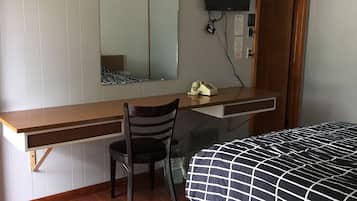 Standard Room, 1 Double Bed, Non Smoking | Desk, free WiFi, bed sheets
