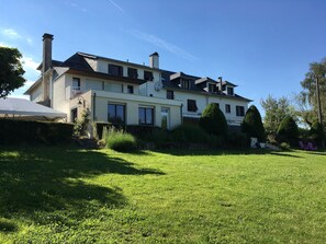 Front of property - Le Relais Du Bas Limousin (Sadroc)