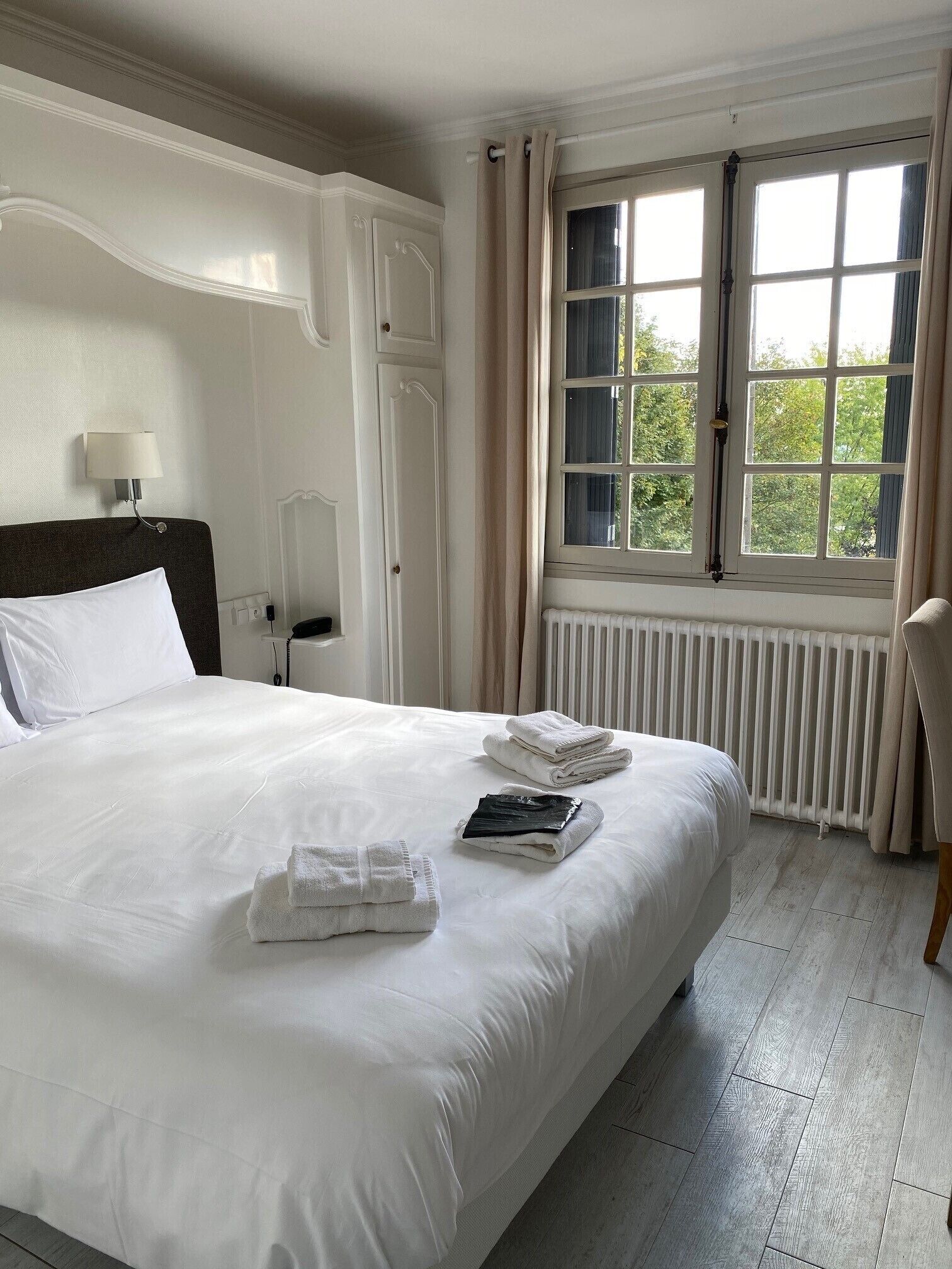 comfort double room | 1 bedroom, desk, free wifi, bed sheets