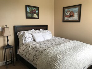 1 chambre, fer et planche à repasser, Wi-Fi gratuit, draps fournis