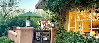 Private and Elegant Casita in the "Old Foothills"