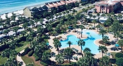 10th Floor Getaway, Stunning Emerald Views @ Sterling Shores, Highly Recommended