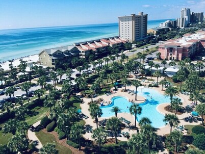 10th Floor Getaway, Stunning Emerald Views @ Sterling Shores, Highly Recommended