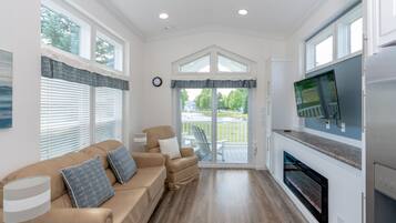 Cottage, 1 Bedroom, with Loft (Limited linens included) | 1 bedroom, free WiFi, bed sheets