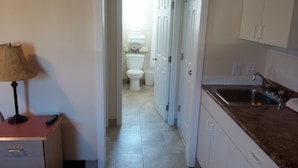 Private kitchen - Parkview Motel (Kamloops)