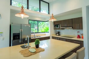 Deluxe Villa, 2 Bedrooms | Private kitchen | Coffee/tea maker, electric kettle, cookware/dishes/utensils - Selva Color Forest & Beach Ecolodge (Tárcoles)