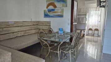 Apartamento (03-B) | Sala de jantar