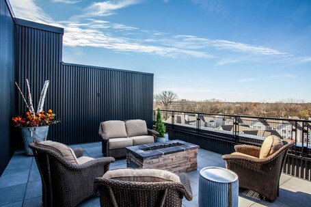 Ironworks Hotel Indy - Image 17