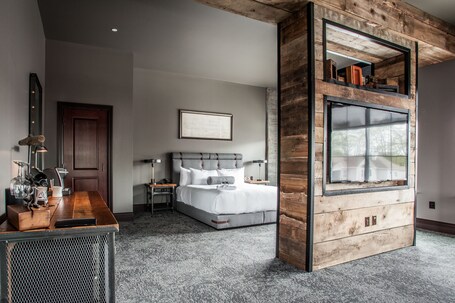 Ironworks Hotel Indy - Image 54