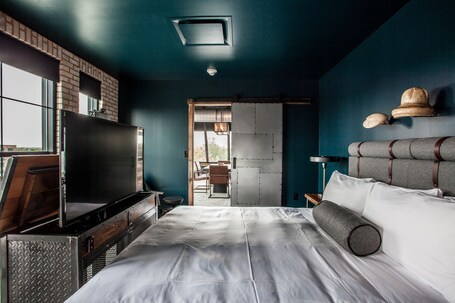 Ironworks Hotel Indy - Image 61