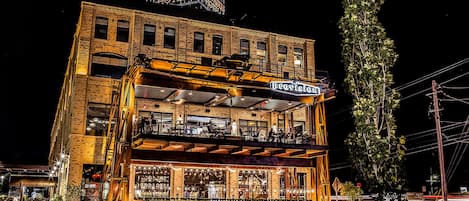 Perincian bahagian luar