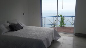 House, 5 Bedrooms | Premium bedding, iron/ironing board, free WiFi - Pura Vida Rental (Tárcoles)