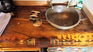 Old Mexico | Private kitchen | Mini-fridge, microwave, coffee/tea maker, dining tables