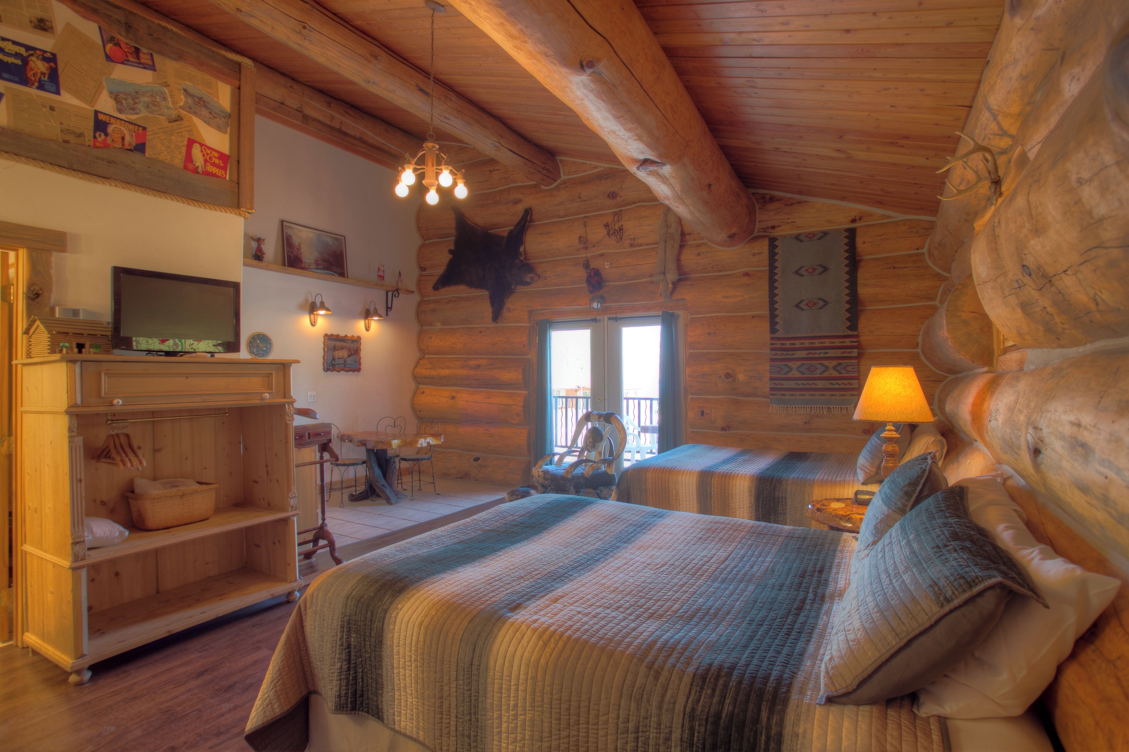 尊荣小屋, 2 张大床, 湖景 | 隔音、免费 WiFi、床单