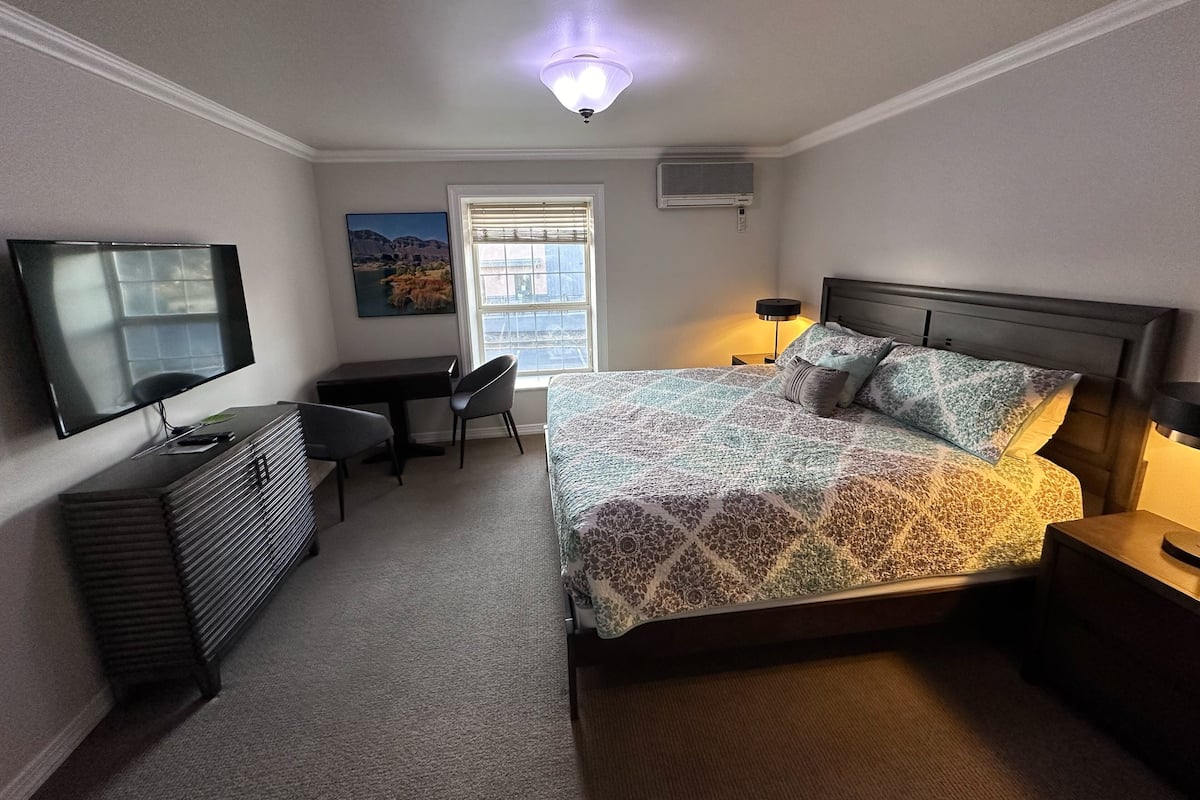 1 bedroom, soundproofing, free WiFi, bed sheets