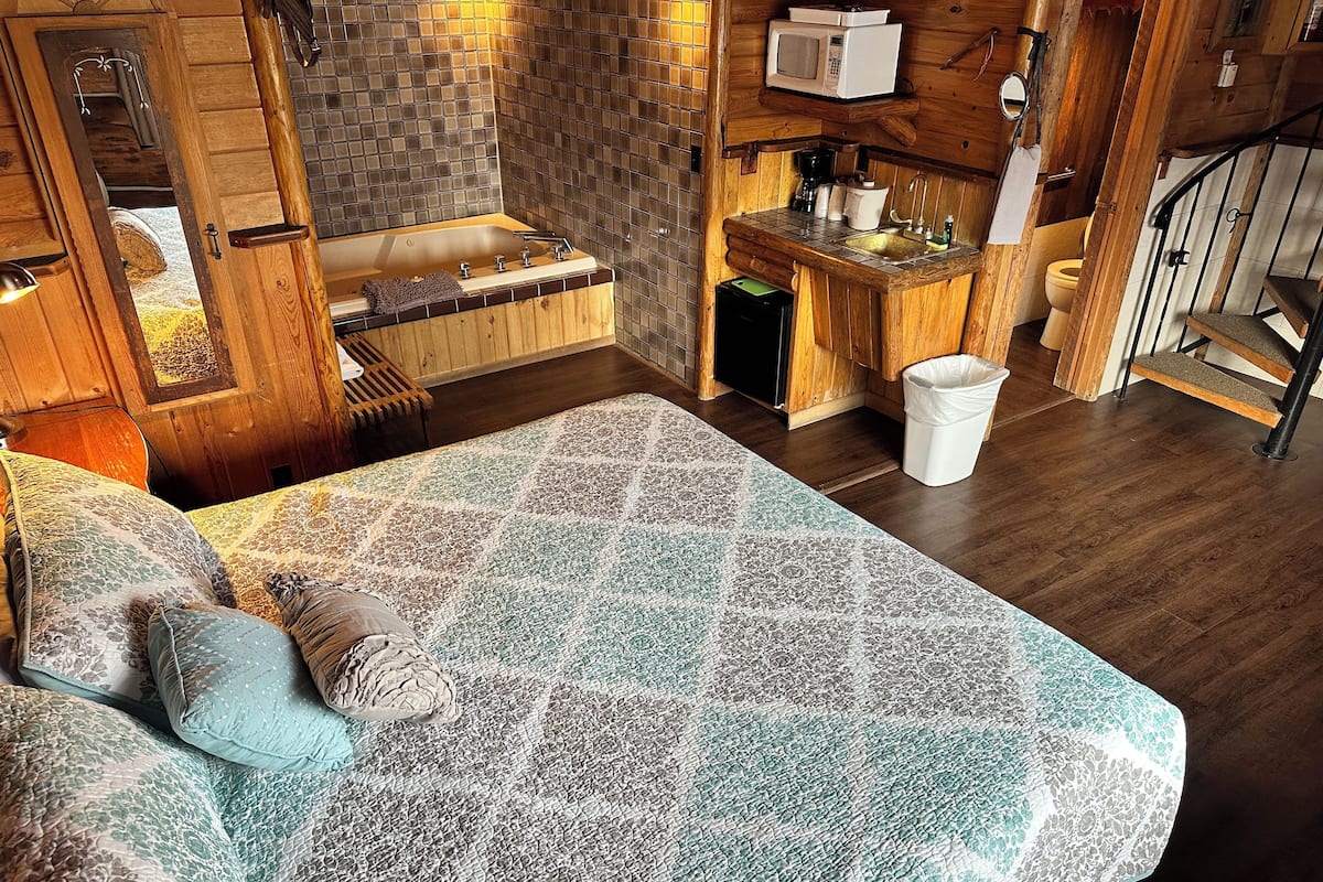 1 bedroom, soundproofing, free WiFi, bed sheets
