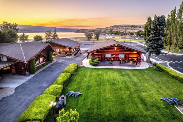 Front of property - Soap Lake Natural Spa & Resort (Soap Lake)