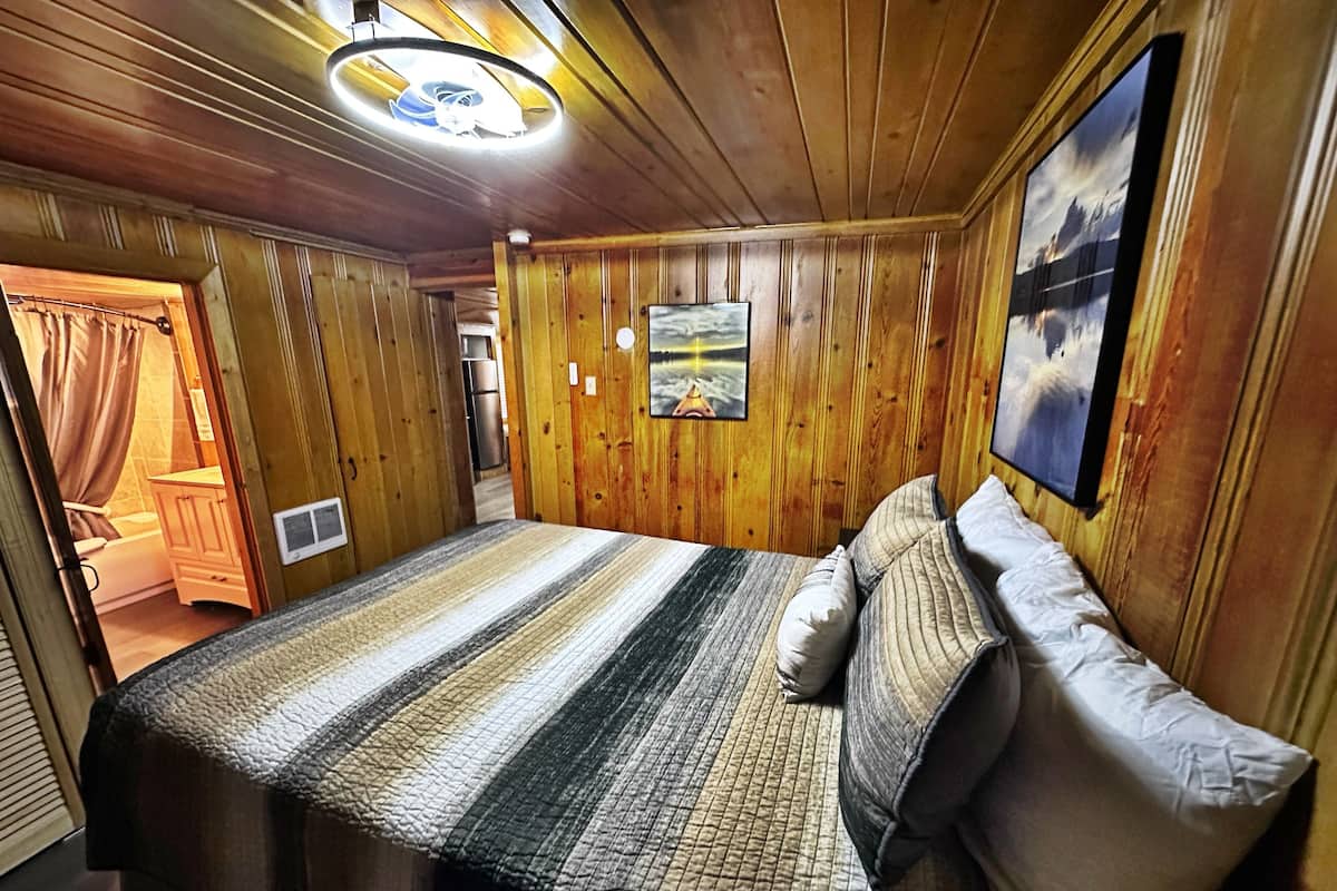1 bedroom, soundproofing, free WiFi, bed sheets