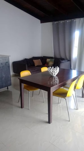 Penthouse | Khu phòng khách | TV màn hình phẳng 