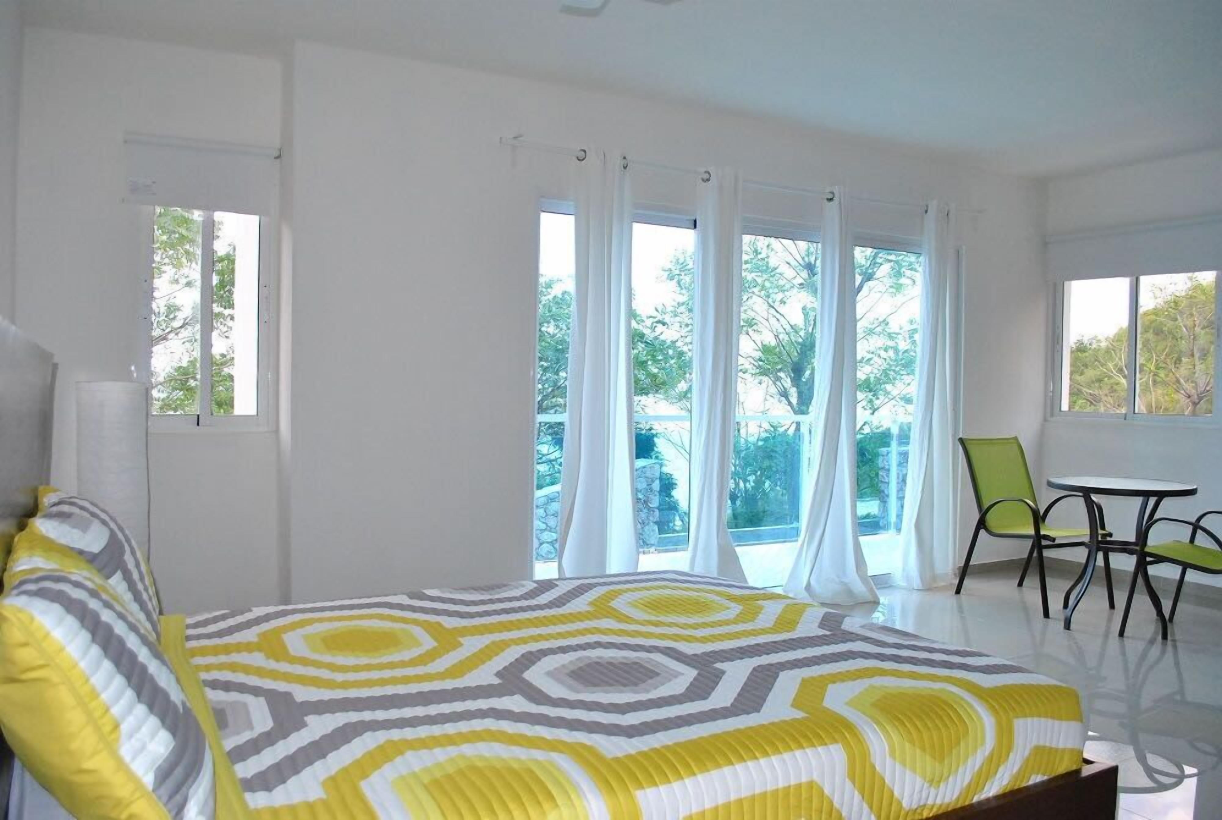 Chambre Simple Confort | 1 chambre, draps en coton égyptien, literie de qualité supérieure