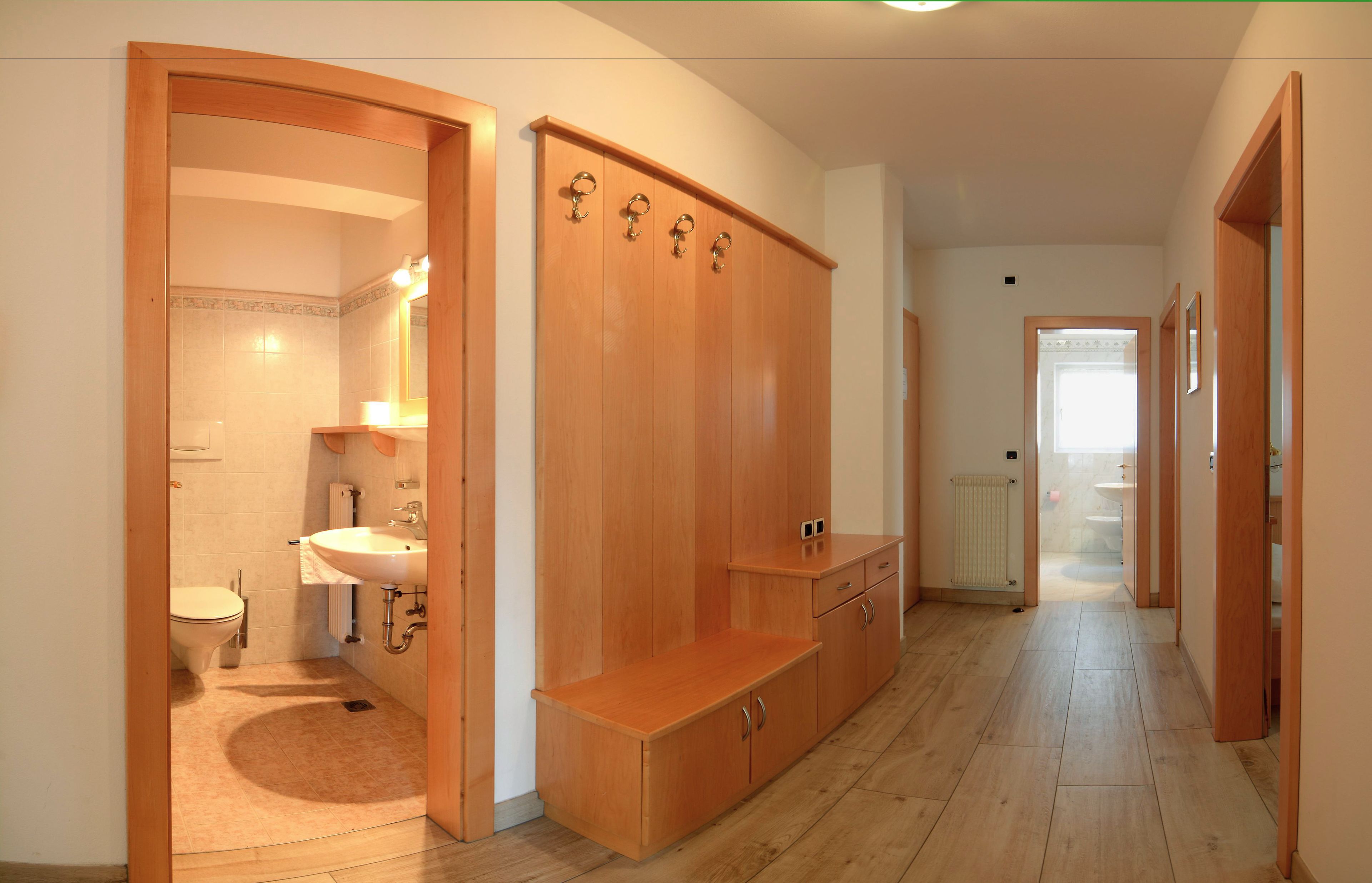 grand apartment, 2 bedrooms | living area | flat-screen tv