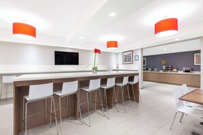 包含每日全套早餐