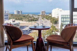 Lobby - Publica Isrotel, Autograph Collection (Herzliya)