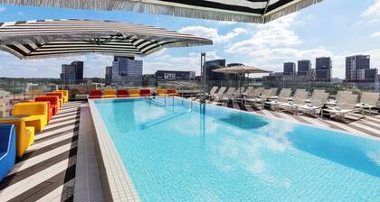 Publica Isrotel, Autograph Collection