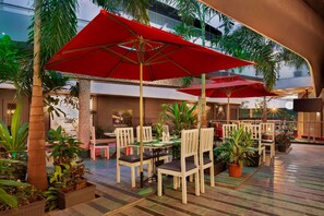 Restaurant - Days Inn & Suites by Wyndham Bengaluru Whitefield (Bengaluru)