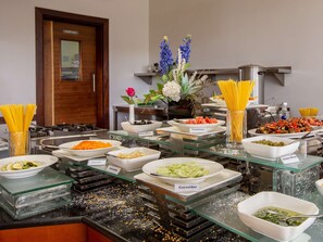 Daily buffet breakfast (USD 20 per person)