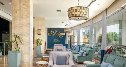 Golden Tulip Canaan Kampala