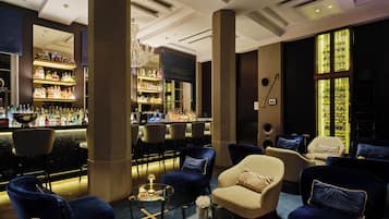 Bar (in der Unterkunft)