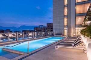 Outdoor pool, pool loungers