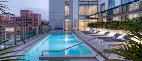 Outdoor pool, sun loungers