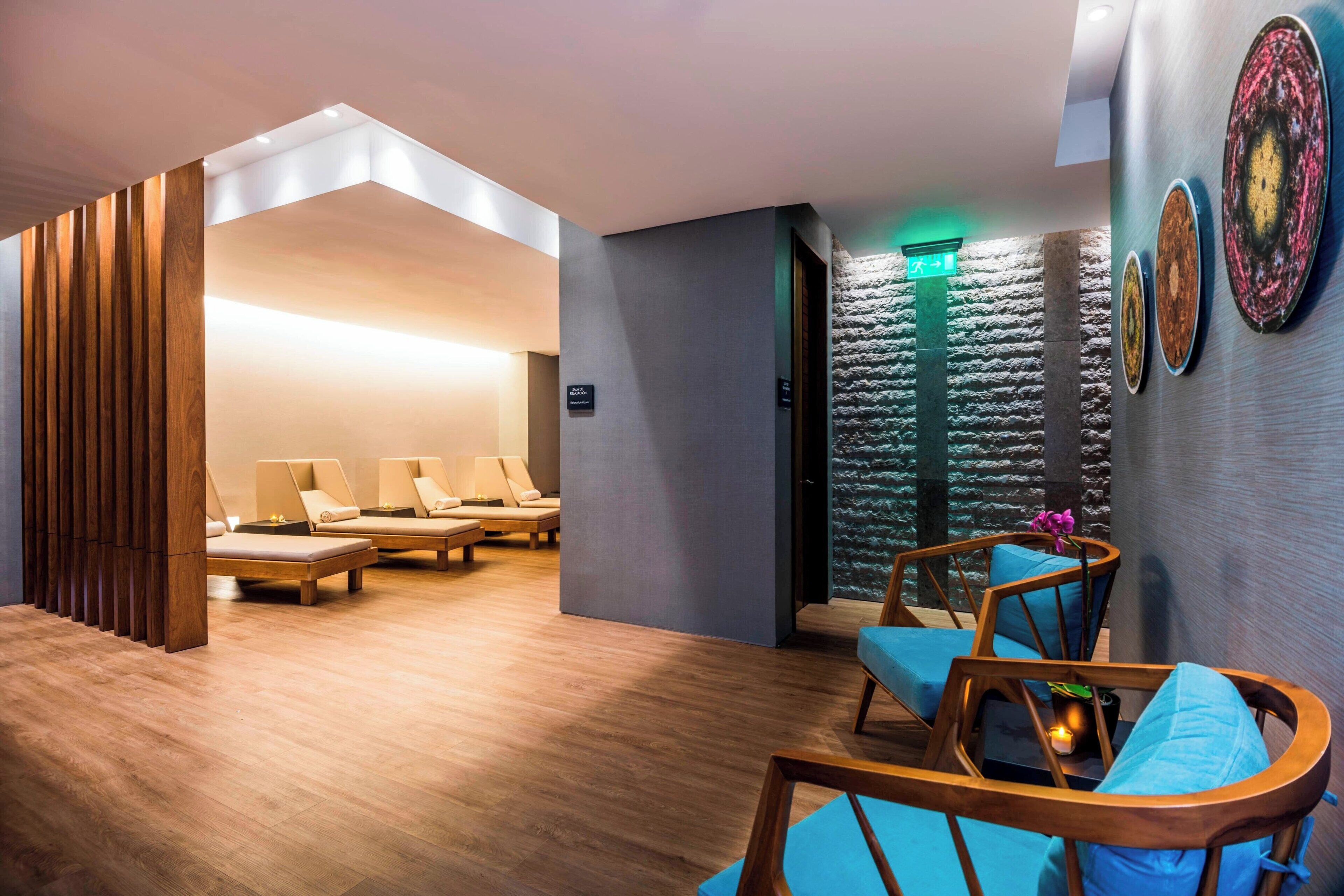 couples treatment room(s), sauna, hot tub, body treatments, aromatherapy