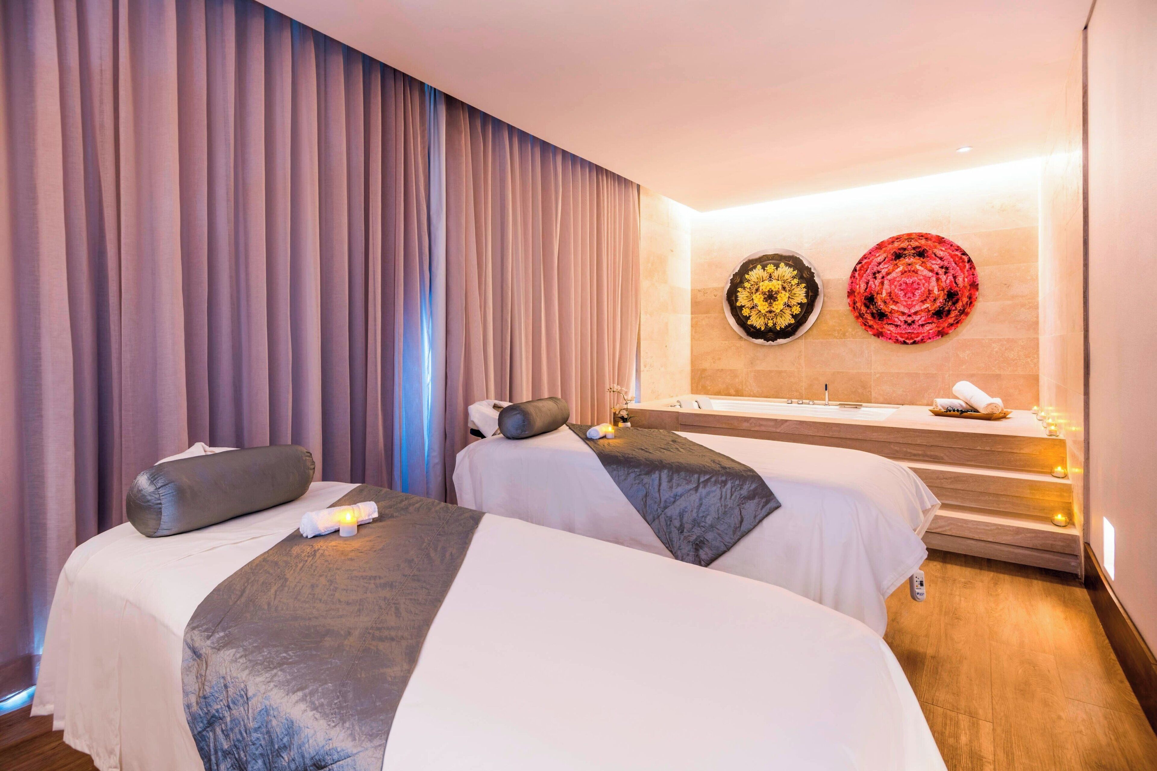 Couples treatment rooms, sauna, hot tub, body treatments, aromatherapy