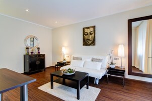 40-inch flat-screen TV with cable channels, TV, iPod dock